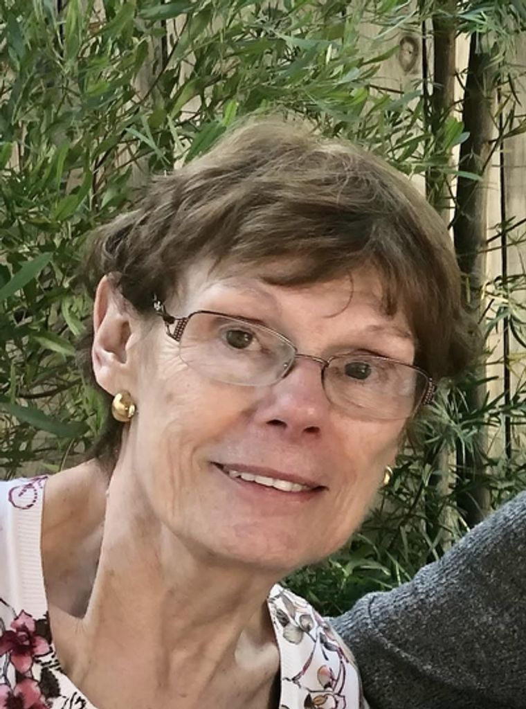 Rosanne (Muellenberg) Stone Profile Photo