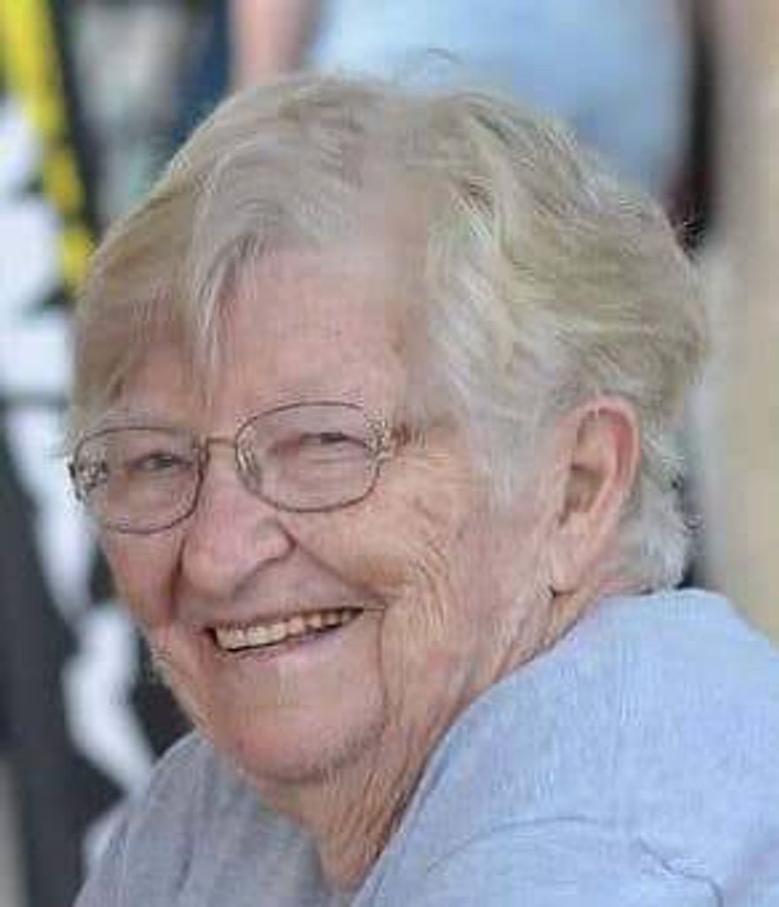 Doris (Limberg) Leuwerke Profile Photo