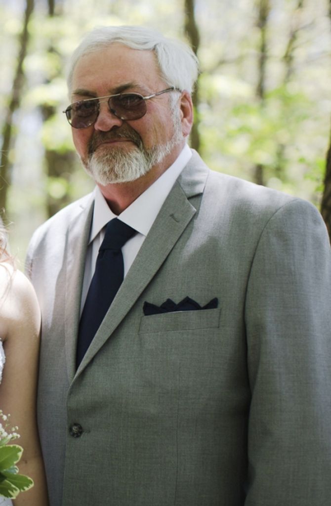 Michael Wayne Travis