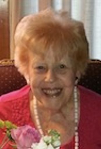 Loretta Planck photo gallery thumbnail 1 of 2