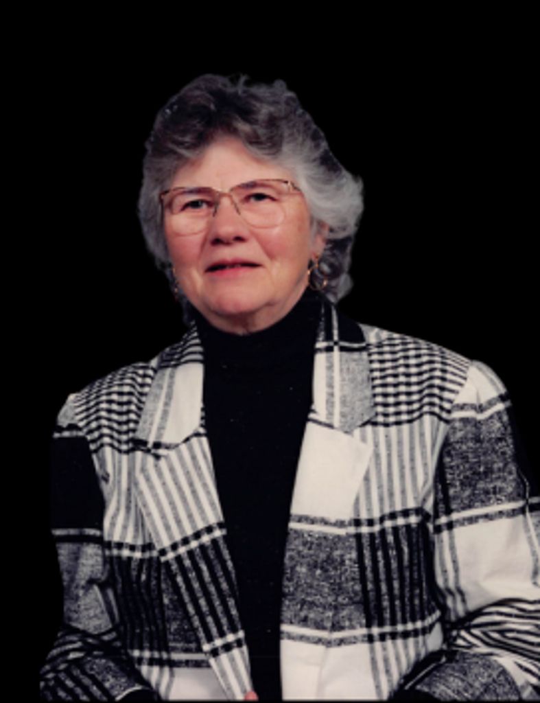 Joan Holo