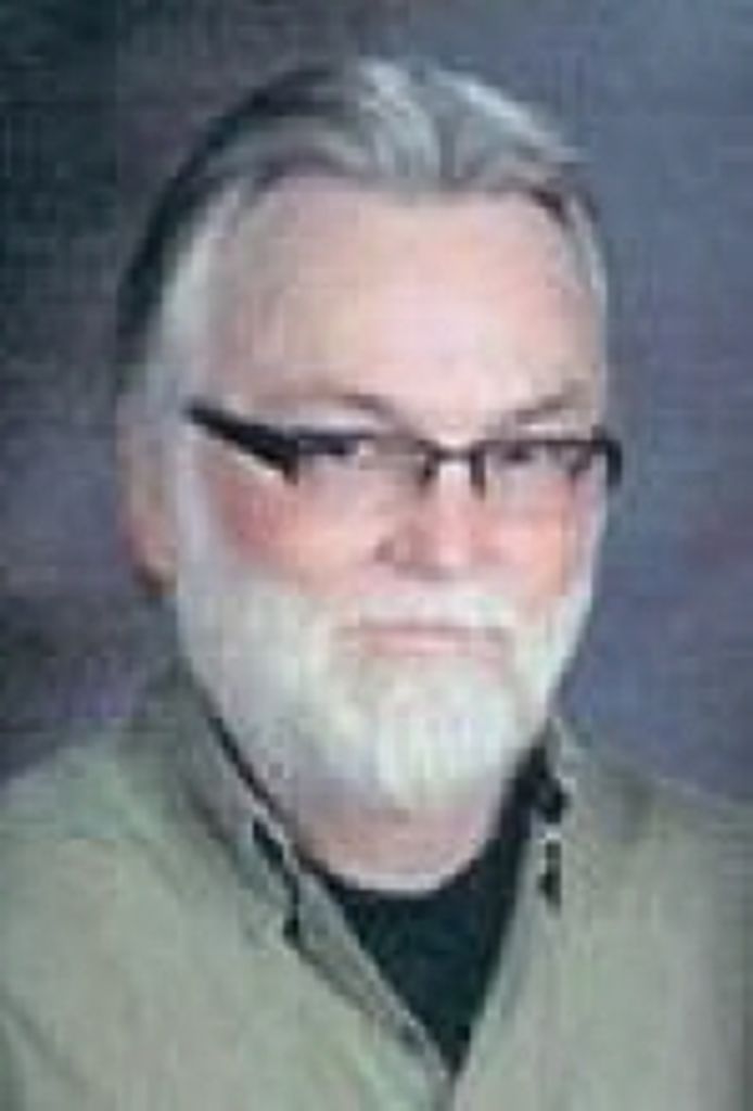 Carlton  Lee Flowers