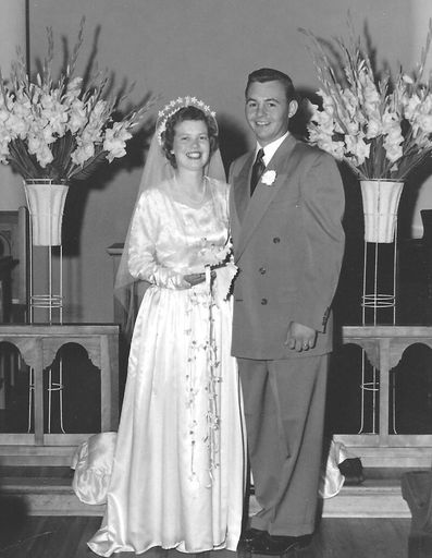 Marilyn J (Johnston)  Linker photo gallery thumbnail 39 of 65