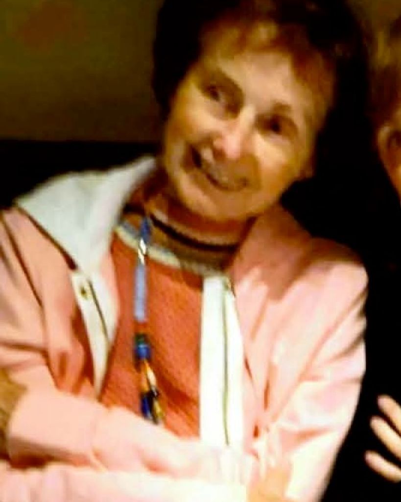 Joyce E Elliott