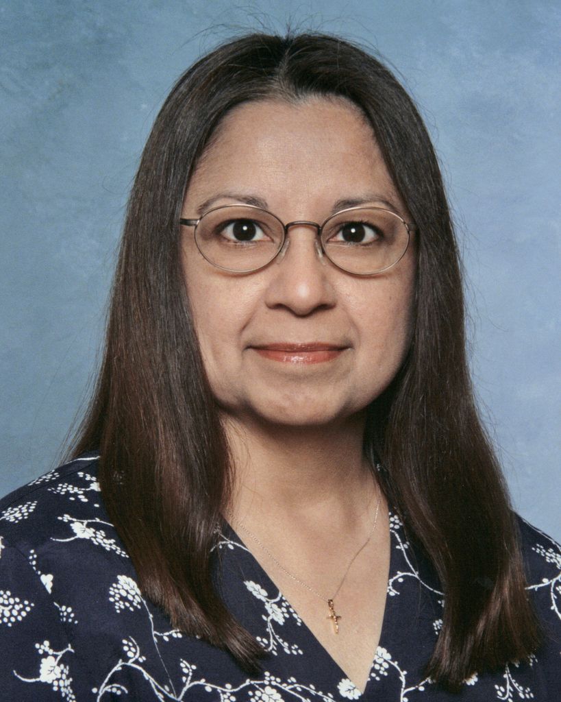 Eloise Flores Faiello
