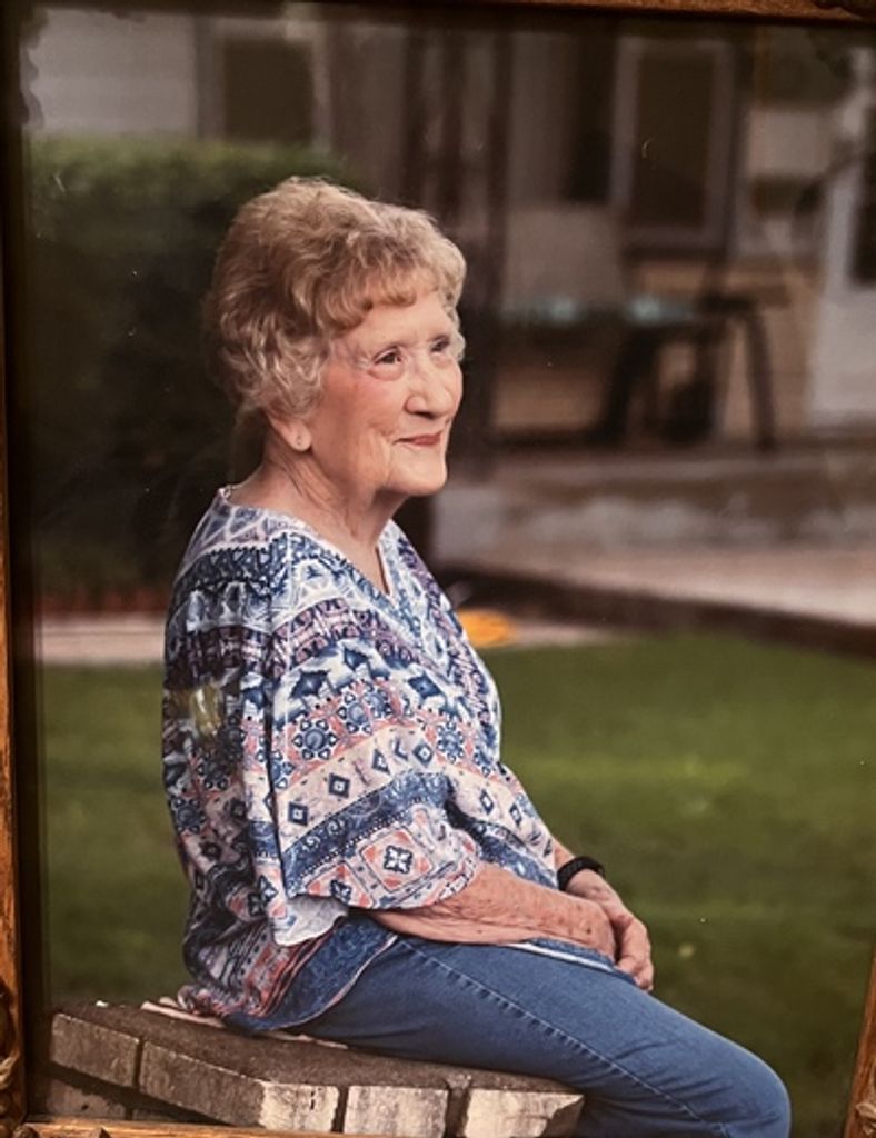Mary Lou Johnson Profile Photo