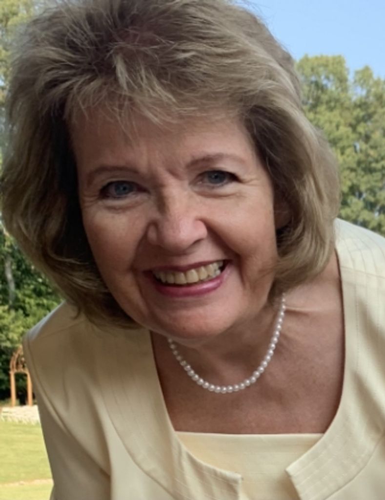 Carolyn  T. Campbell