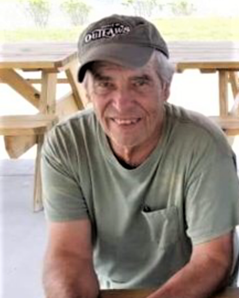 Robbie Leonard Moles, Jr.