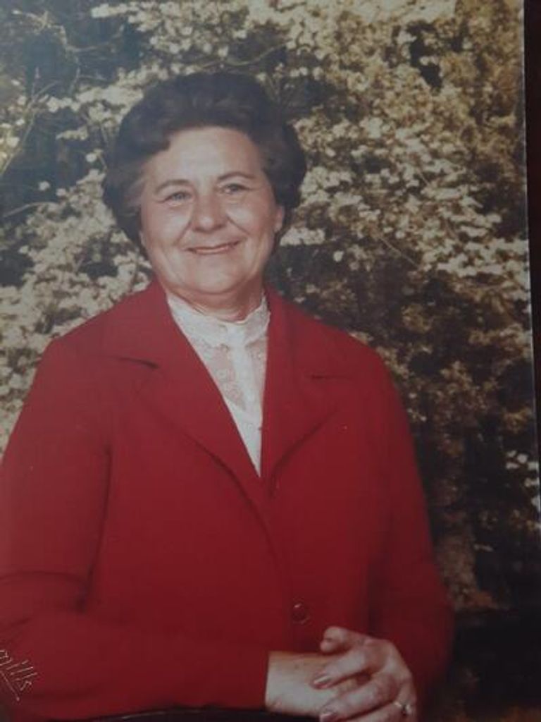 Mary Elizabeth Hill Profile Photo