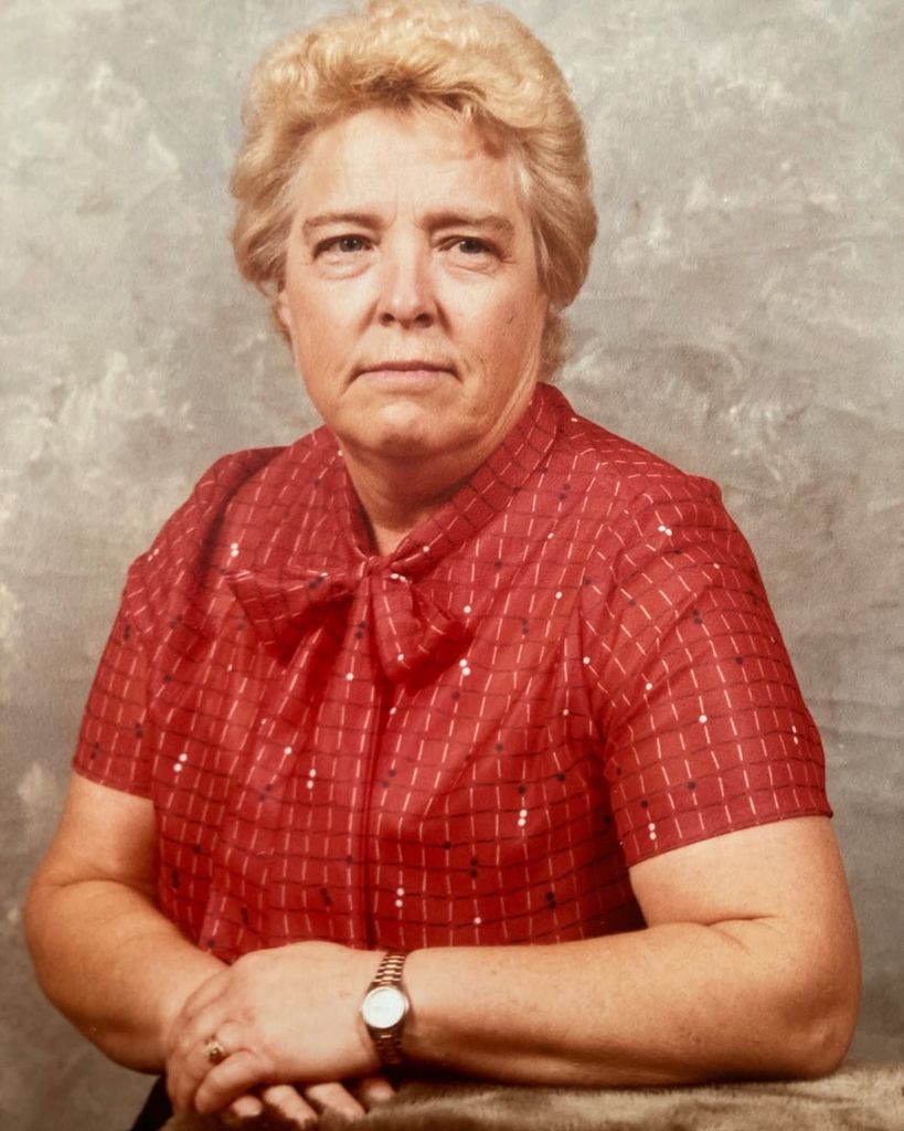 Julia Swain Profile Photo