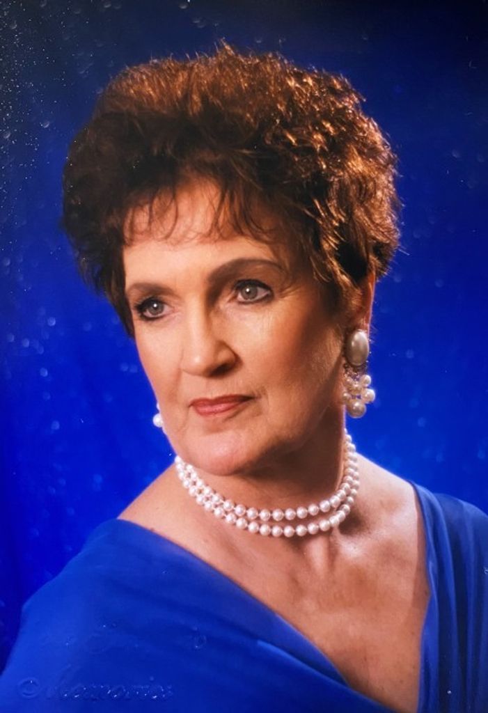 Leatrice "Lee" Watts