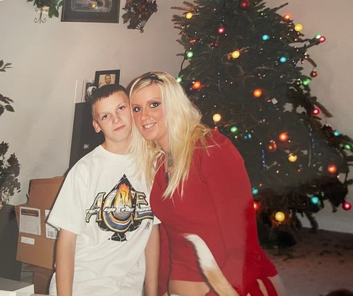 Samantha Coor photo gallery thumbnail 30 of 204