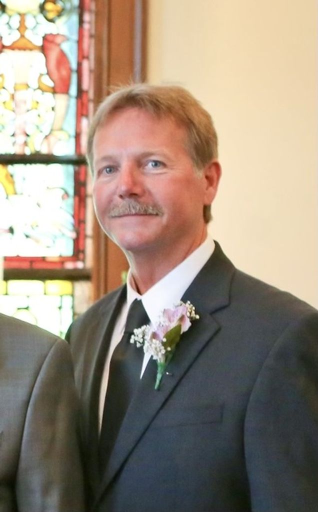 Bradley Lough Profile Photo