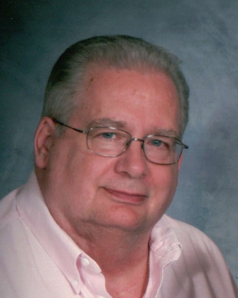 Charles Michael Robertson Profile Photo