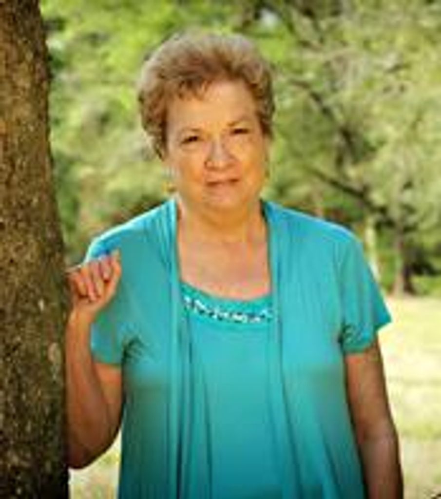 Doris L Thompson