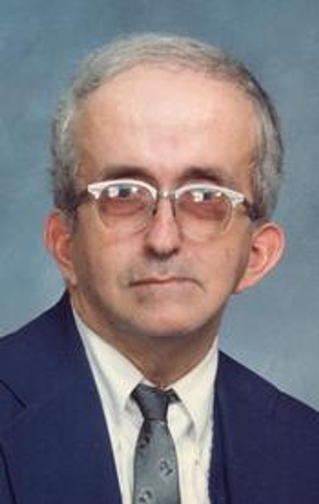 Robert R. Stout