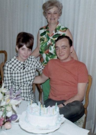 Linda Carol "Wendy" (Allen)  Martin photo gallery thumbnail 44 of 122