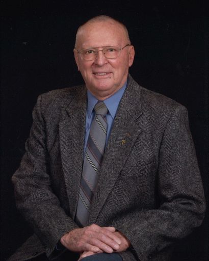 Elmer T. Bauer's obituary image