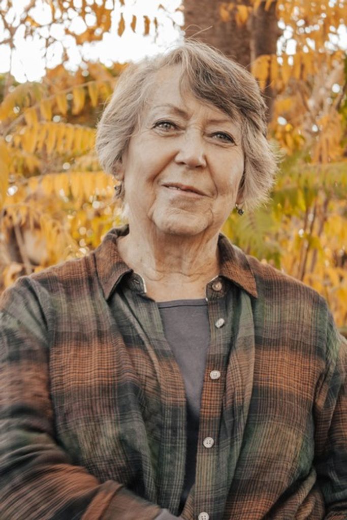 Donna Loy Thornock Profile Photo