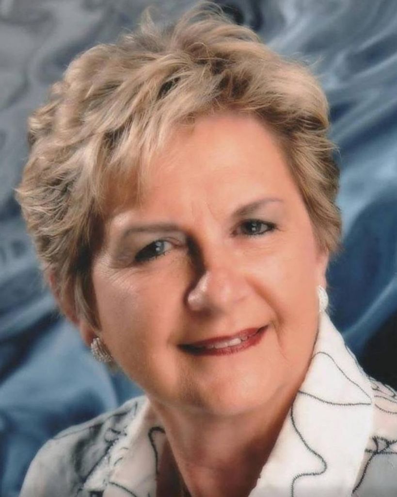 Rosalyn Brownlee Profile Photo
