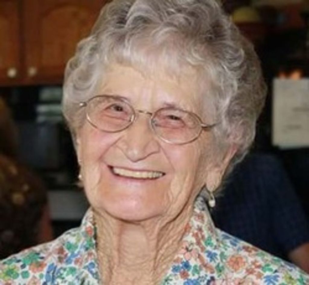 Violet Sawyer