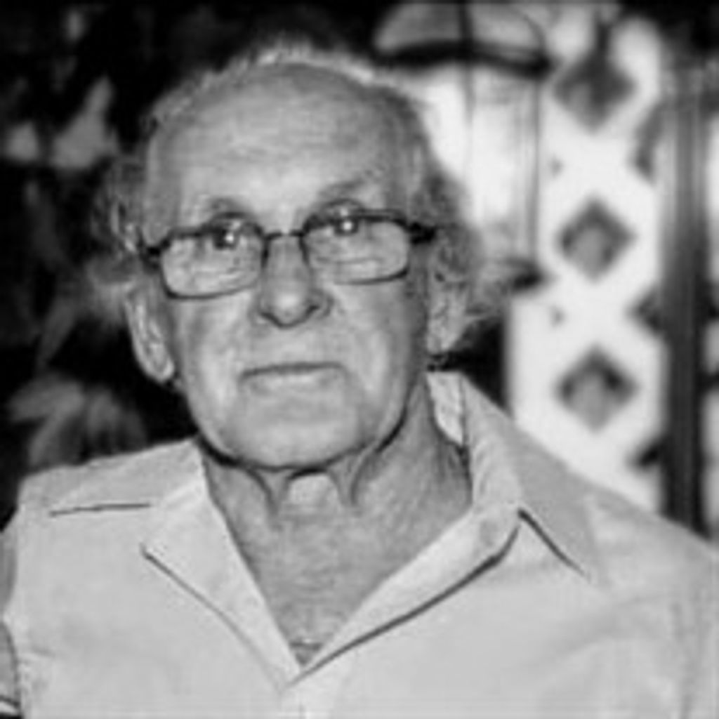 Robert "Bob" Fayette Besaw