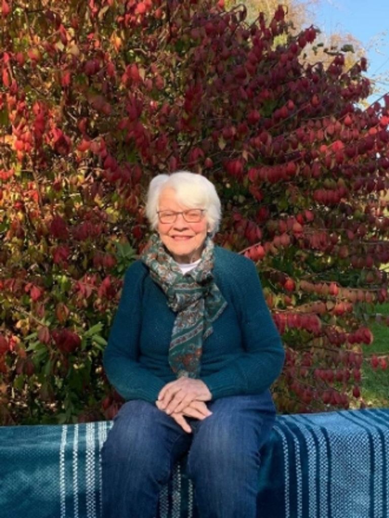 Helen Lucille "Gramz" Phillips Profile Photo