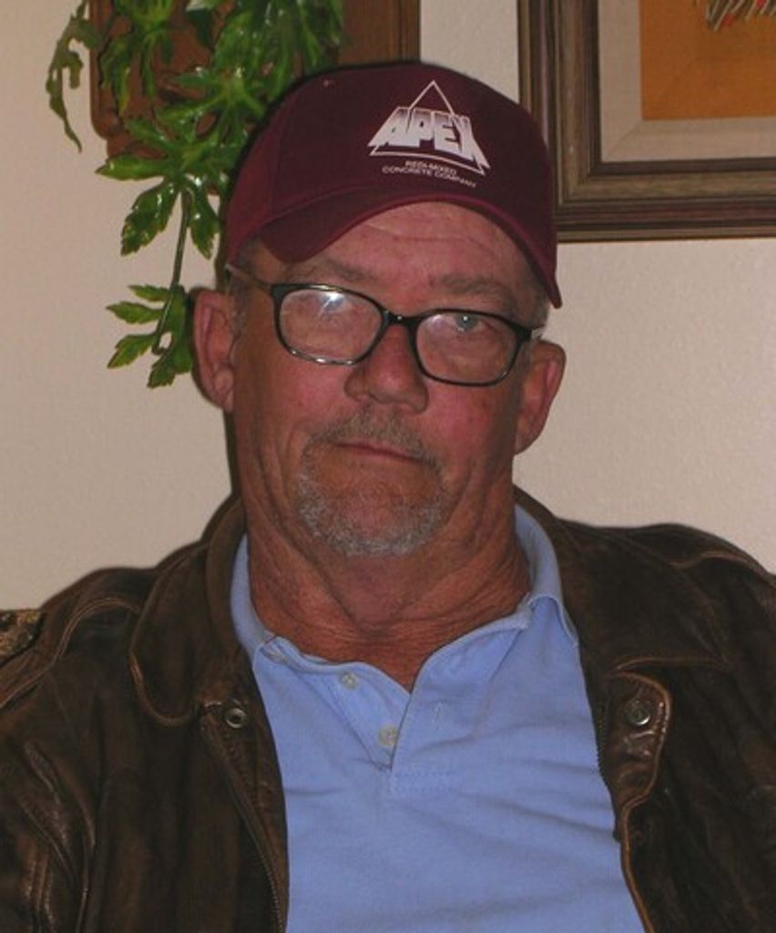 Daniel W Cox Profile Photo