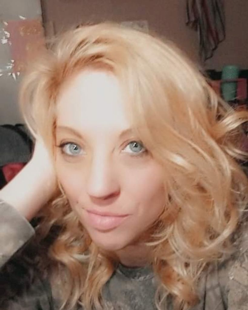 Amber Nicole Conarro