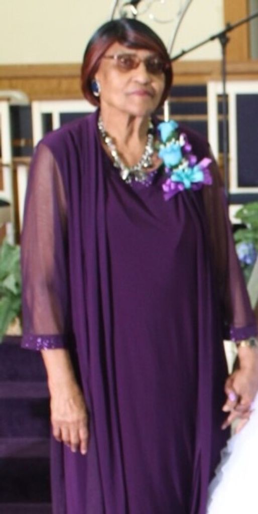 Marie Myles Profile Photo