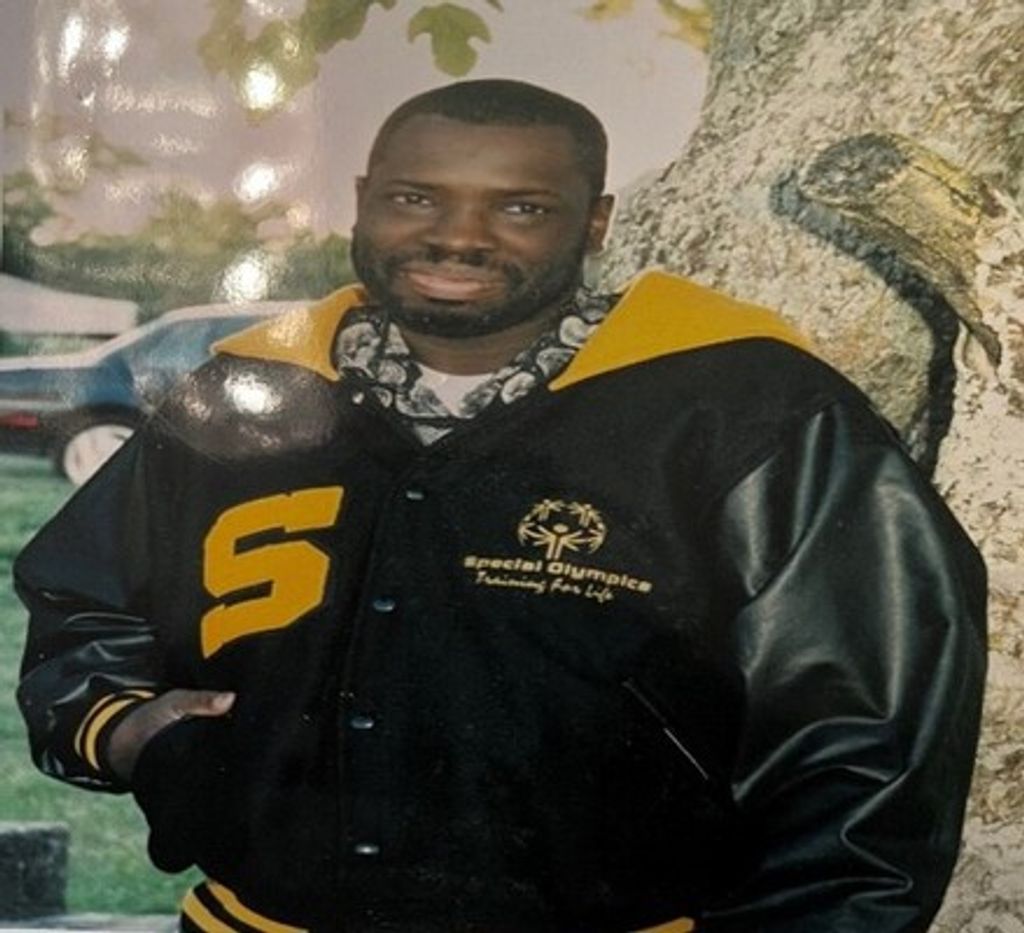 Mr. Gregorio Martin Roberts Profile Photo