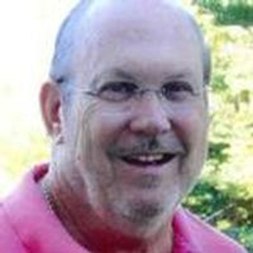 Michael  Hoopes Smith
