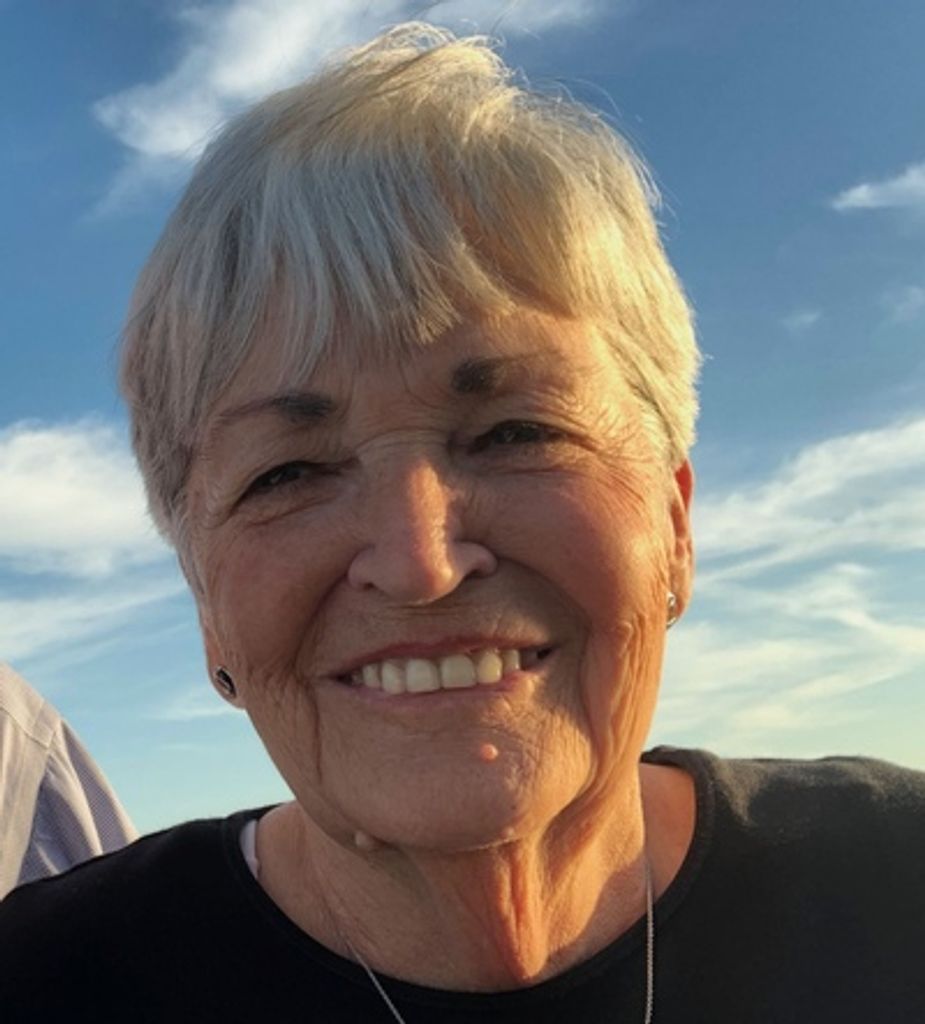 Lana Laramie Profile Photo
