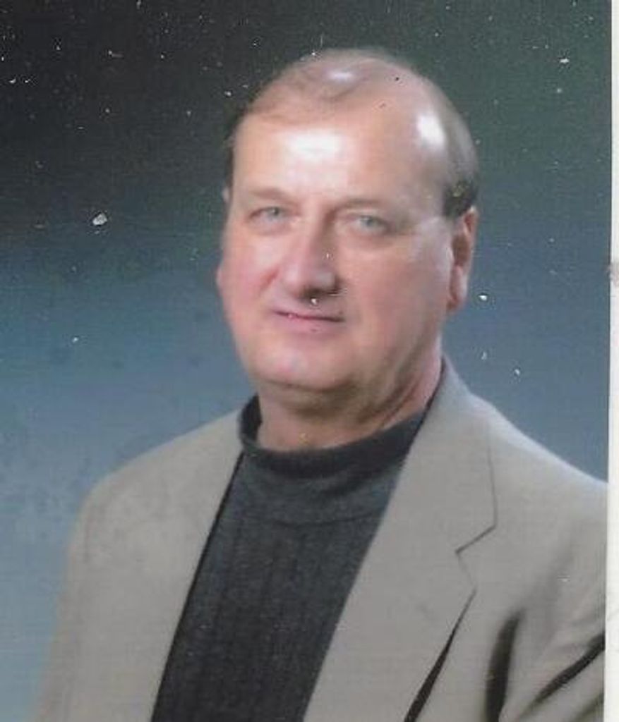 Raymond Smith
