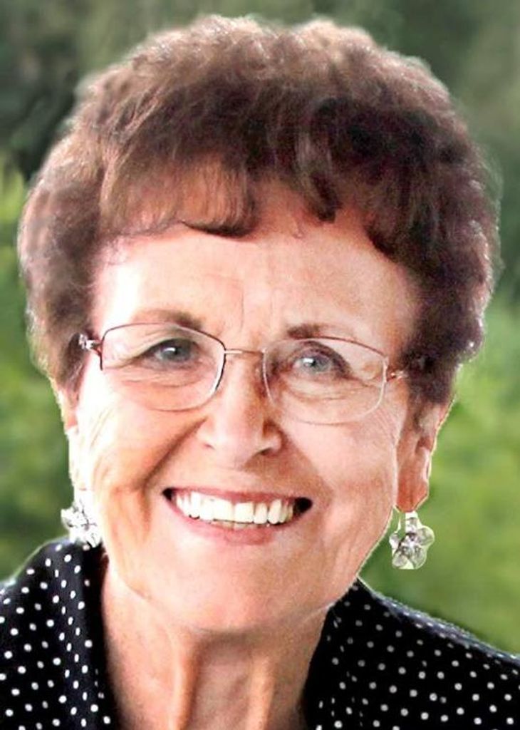 Julia Mae Blewett Profile Photo