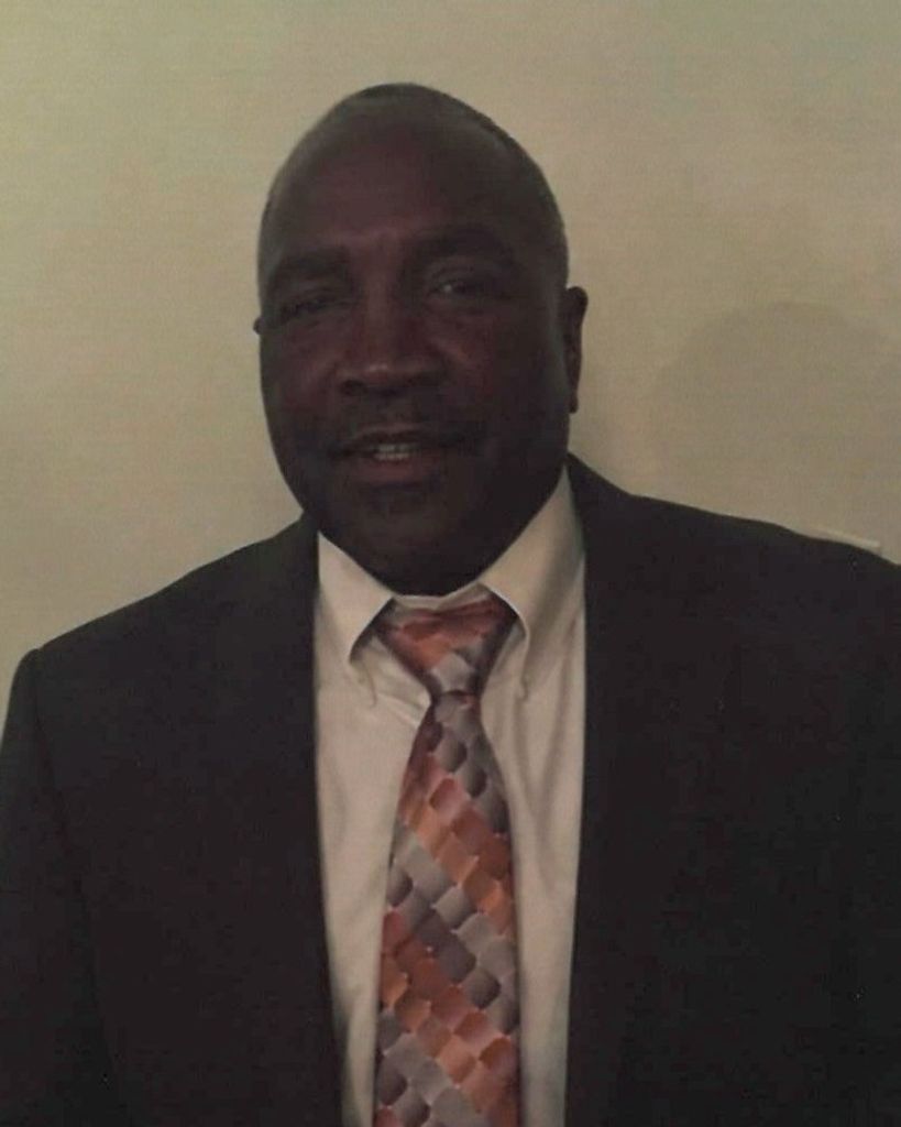 SIDNEY RUFFIN Profile Photo