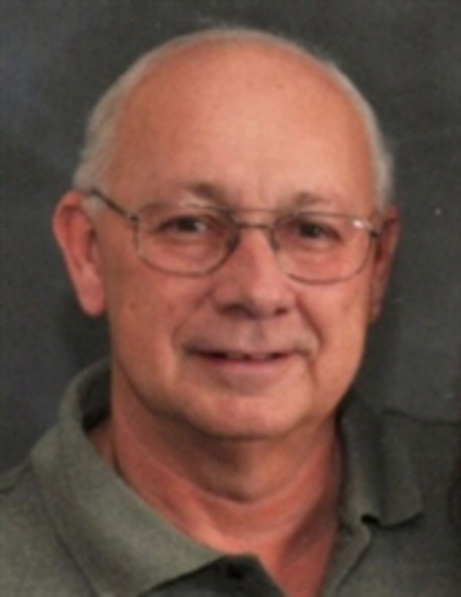Richard L. Loberg photo gallery image 1 of 2