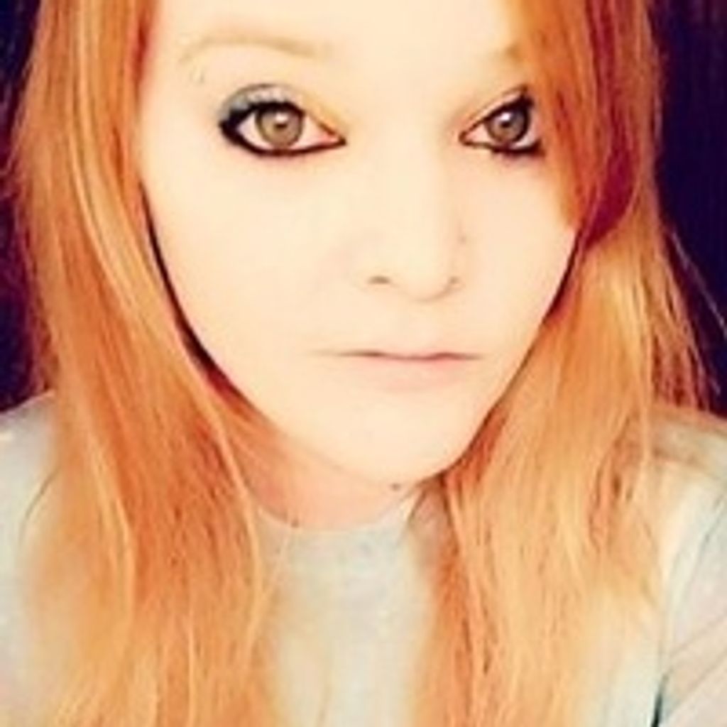 Britani Rose Senti