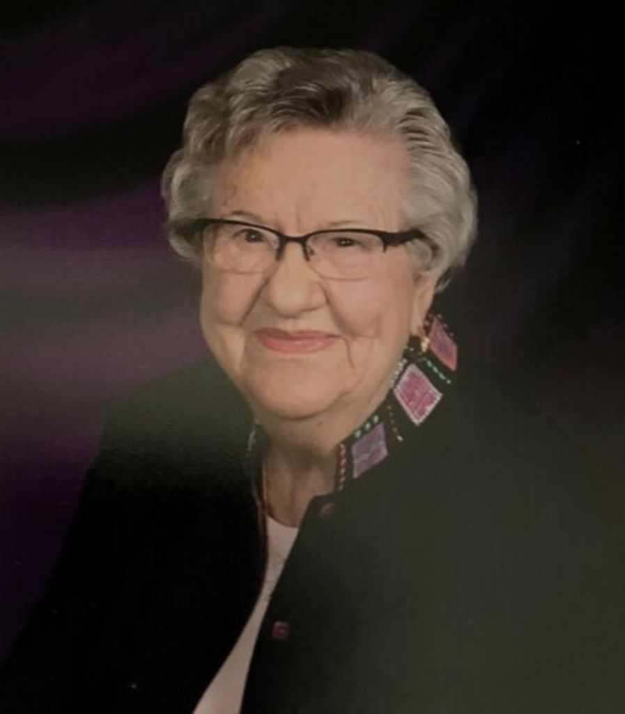 Della (Koester) Vivien Profile Photo