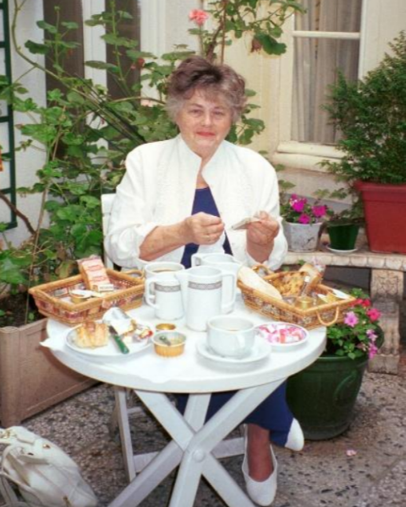 Beverly Scallon Profile Photo