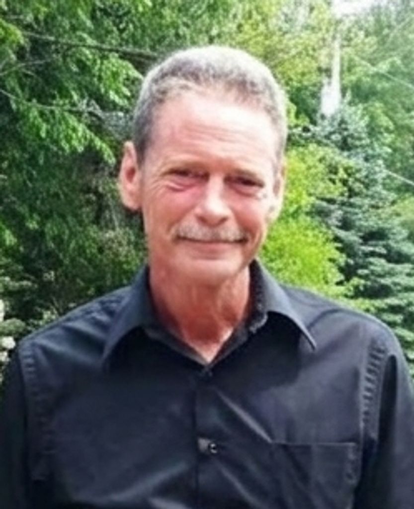 Thomas Lones Profile Photo