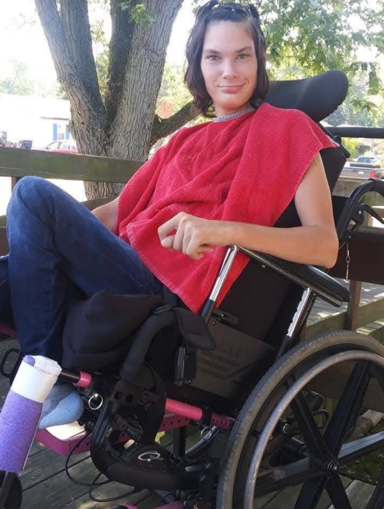 Ashley Dawn Fewins Profile Photo