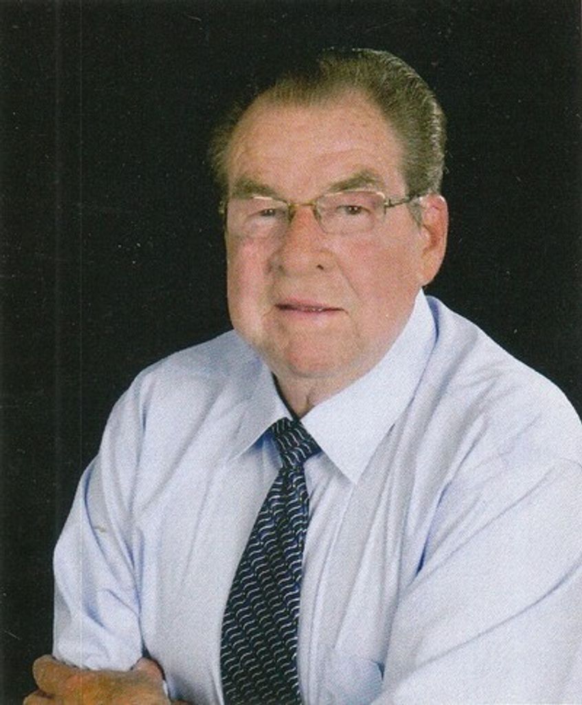 James Land Profile Photo