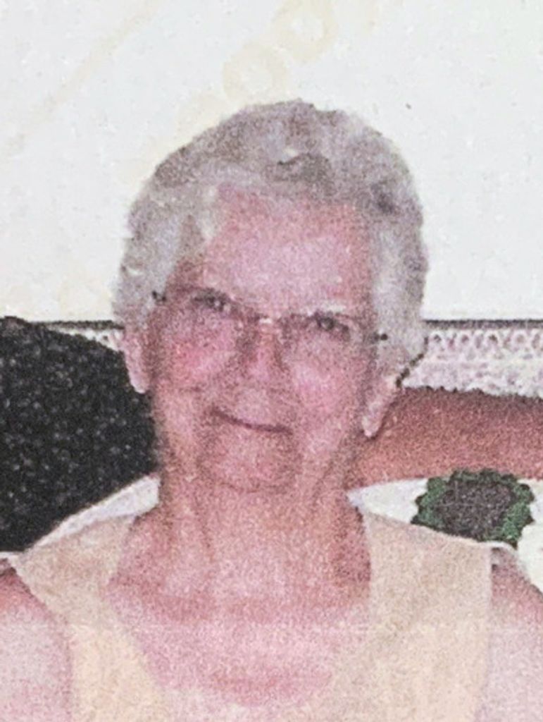 Deloris Mae Semoes Profile Photo