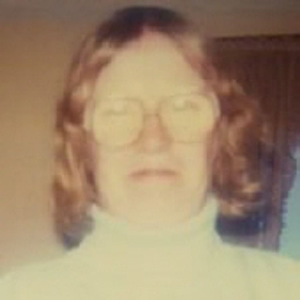 Gloria Marie Corlis
