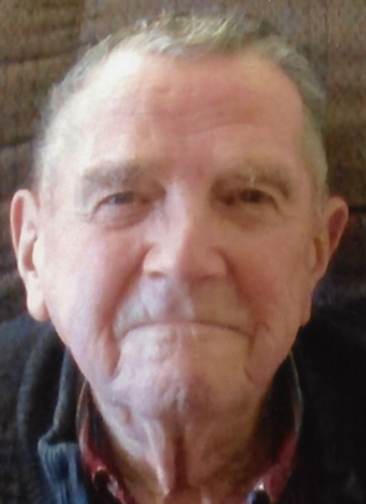 Leonard Earl Uecker Profile Photo