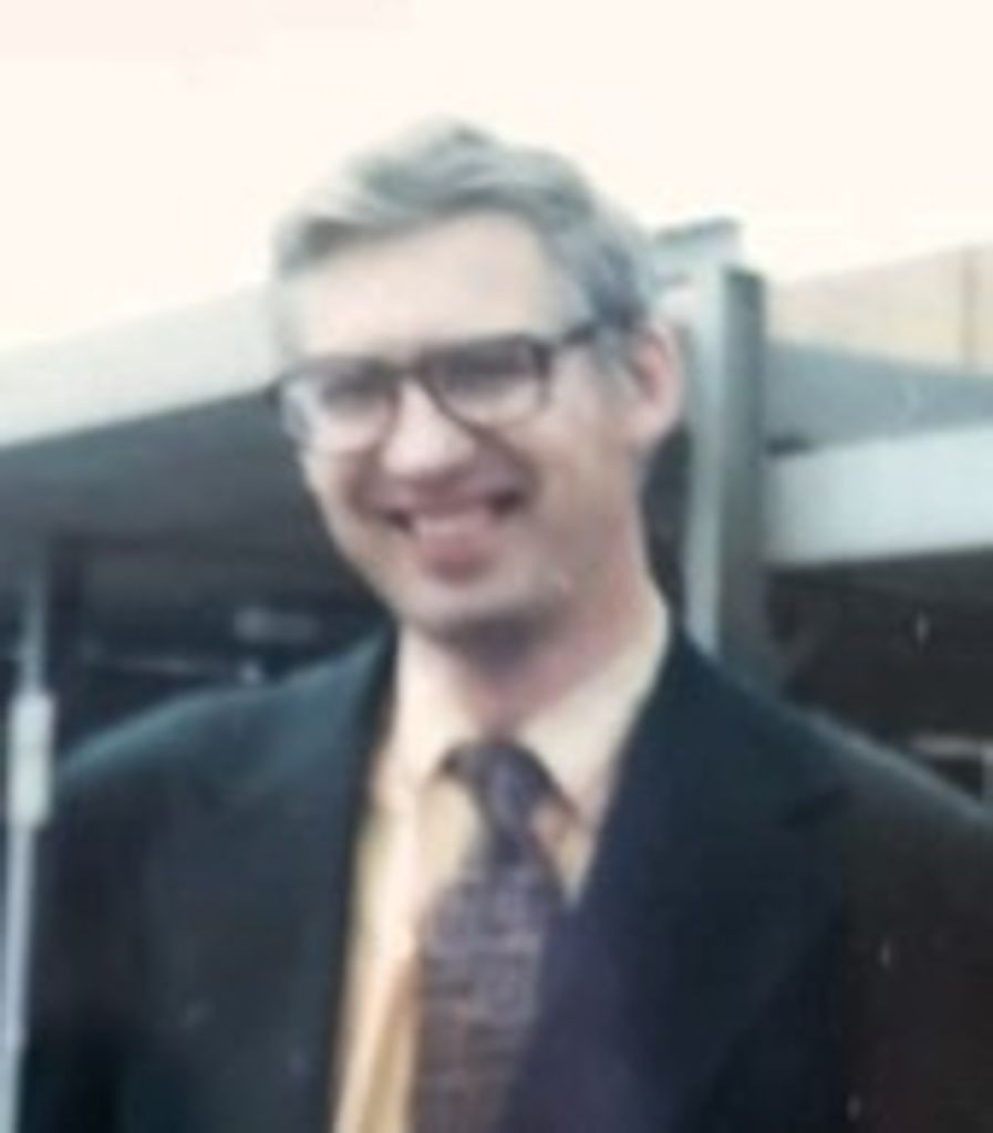 Robert J. Mccurdy Profile Photo