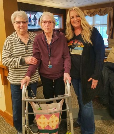 Mary Claire Heiden photo gallery thumbnail 3 of 145