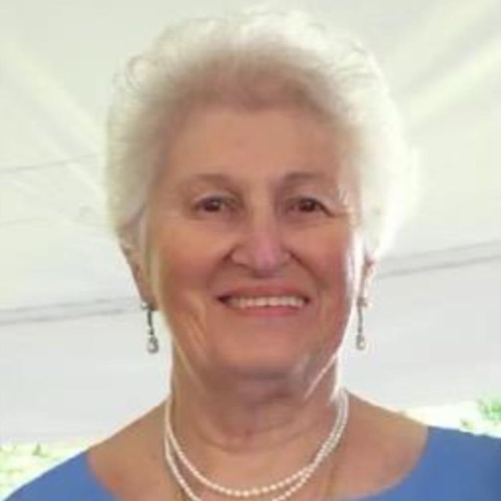 Iris Arpenig Agajanian Profile Photo