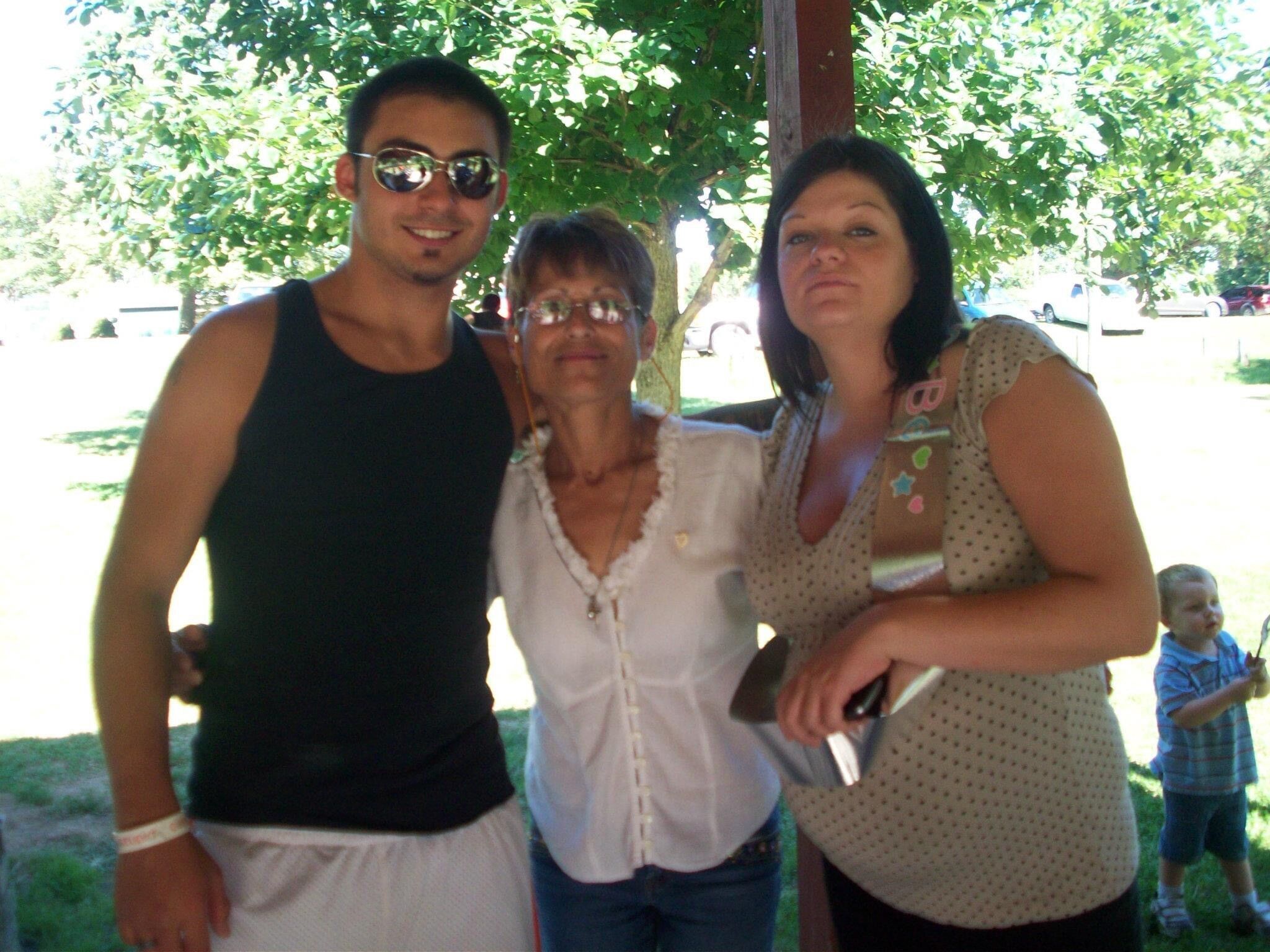 Joanne Lynn Levato photo gallery image 2 of 103